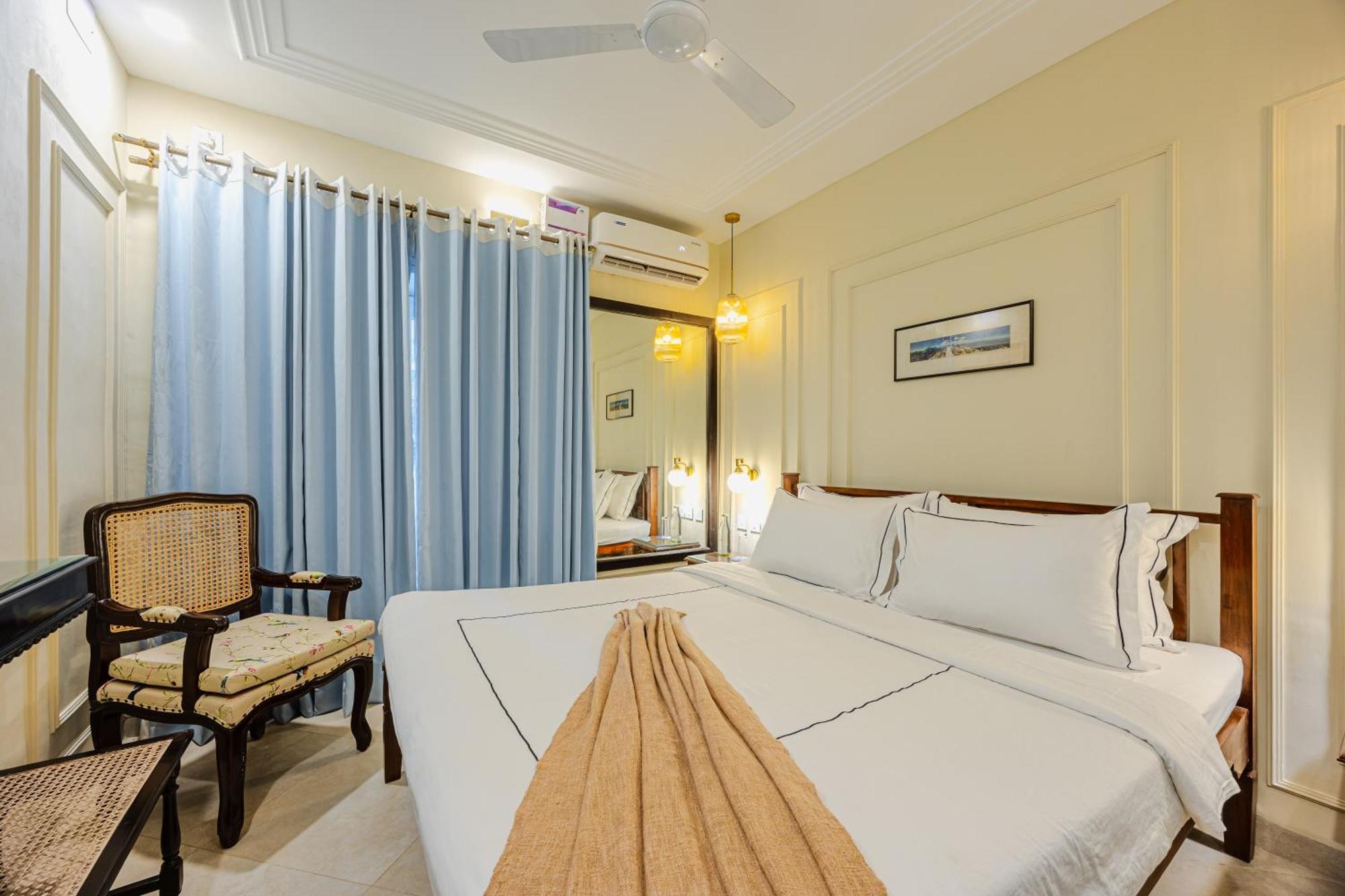 Elivaas 4 Bhk Near With Private Pool & Bar - Casa Boa Vida * Candolim