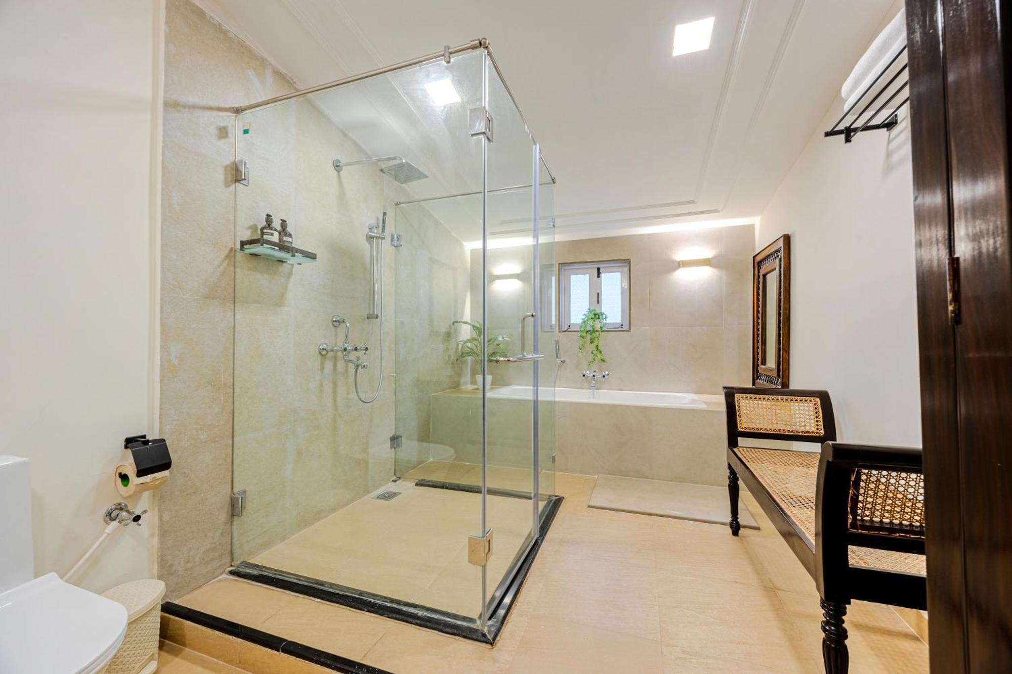 Elivaas 4 Bhk Near With Private Pool & Bar - Casa Boa Vida *