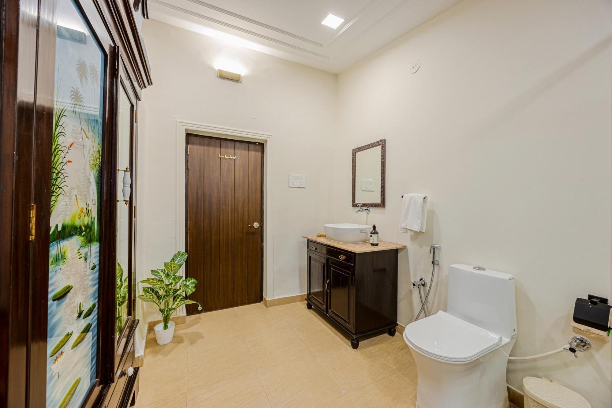 Villa Elivaas 4 Bhk Near With Private Pool & Bar - Casa Boa Vida Candolim