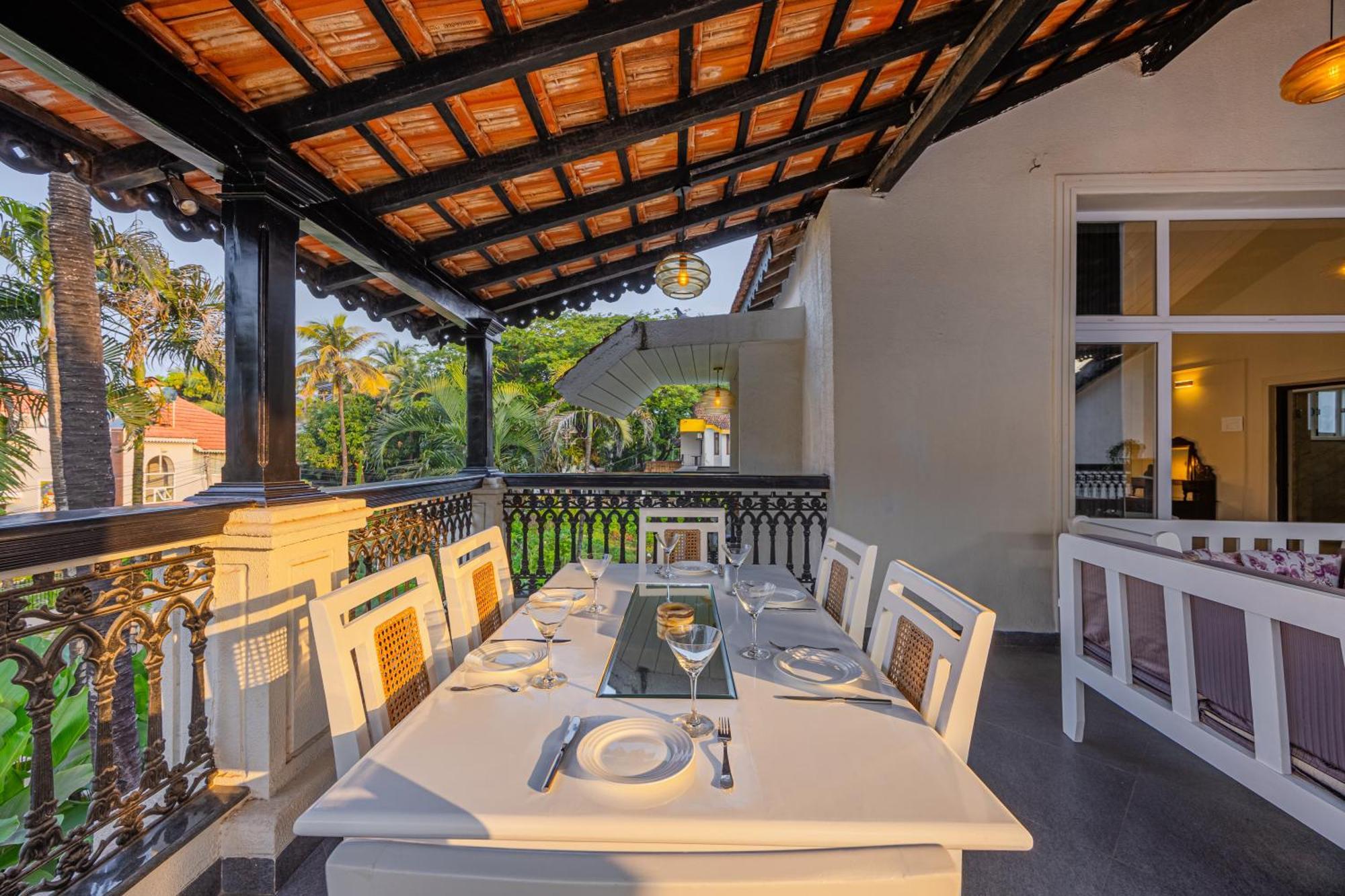 Elivaas 4 Bhk Near With Private Pool & Bar - Casa Boa Vida Villa *