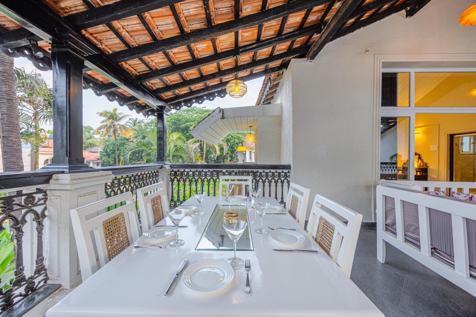 Elivaas 4 Bhk Near With Private Pool & Bar - Casa Boa Vida Villa Candolim
