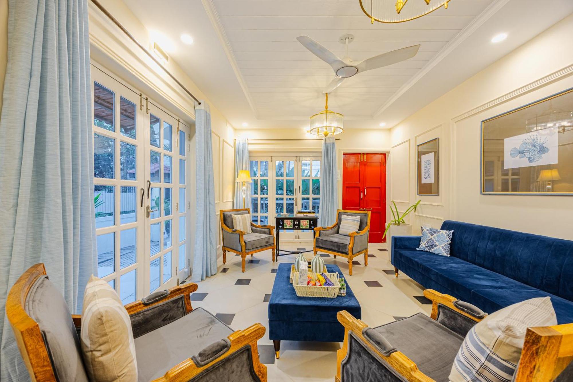 Elivaas 4 Bhk Near With Private Pool & Bar - Casa Boa Vida Villa