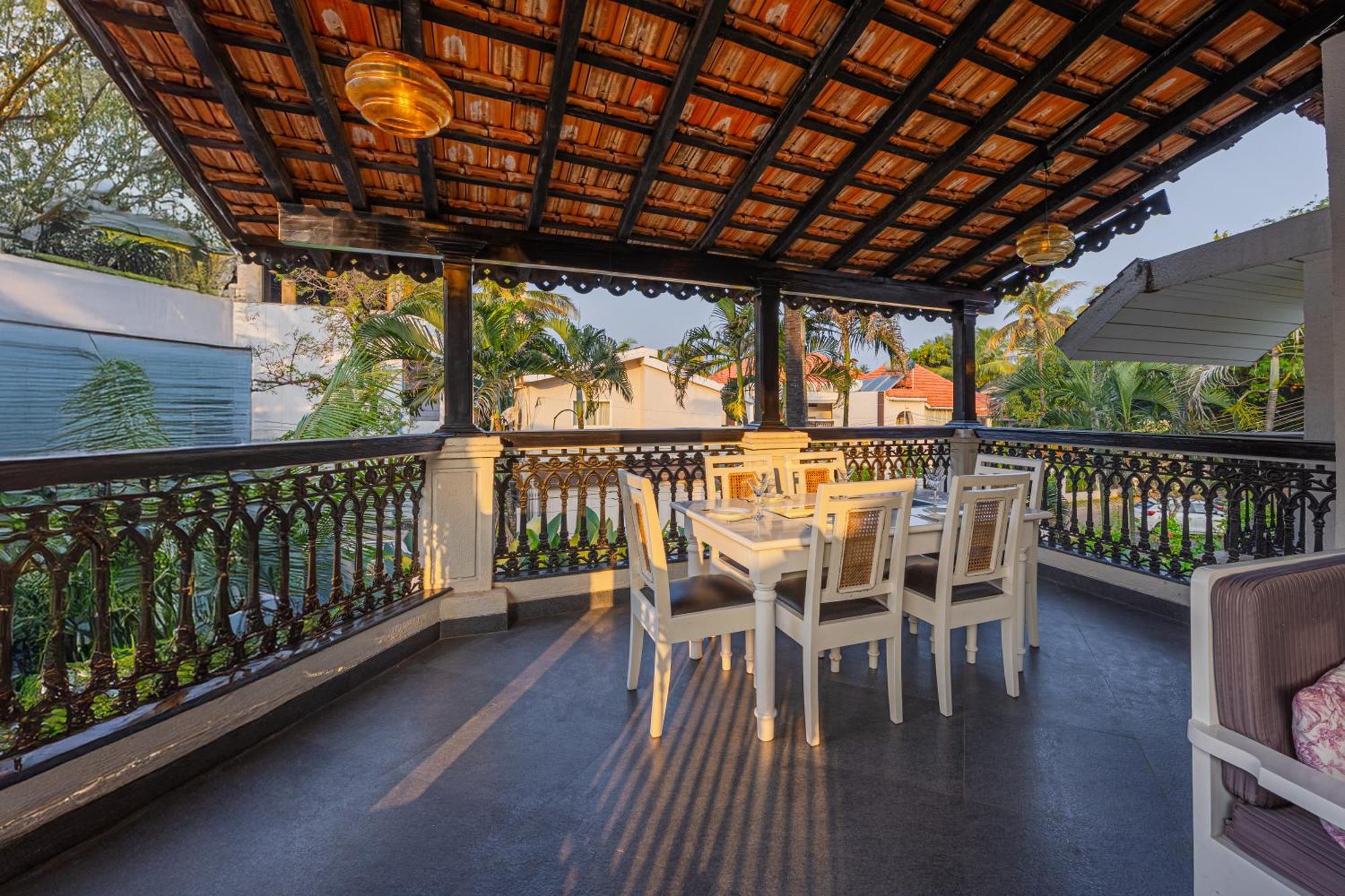 Villa Elivaas 4 Bhk Near With Private Pool & Bar - Casa Boa Vida *